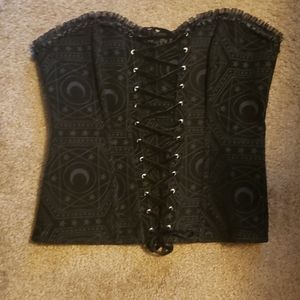 Hot Topic brand lace up corset